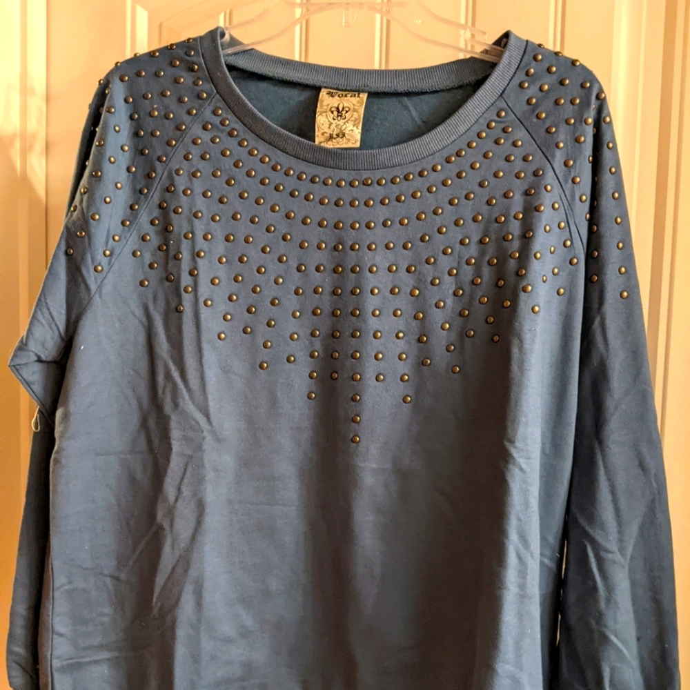 Ladies sweat shirt